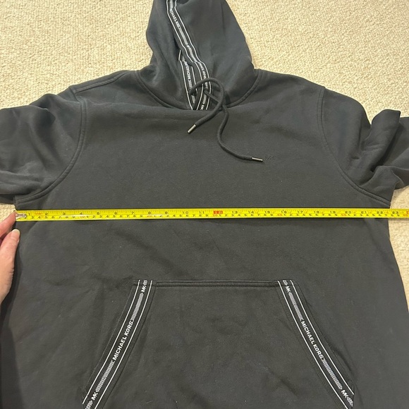 Michael Kors MK Men’s Large Black Hooded Sweatshirt Tape Logo Hoodie - Picture 12 of 13
